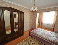 2-х комнатная квартира на ул. Крымской 242